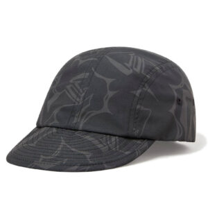 Gorra Five Panel Verde Oscuro con Estampado Gráfico